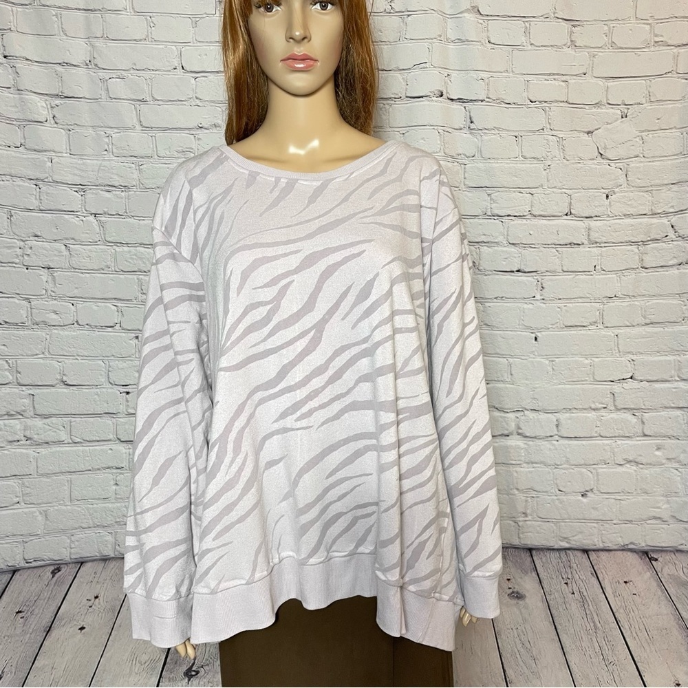 NWT New Jane and Delancey Lilac Zebra Print Sweatshirt Size 3X